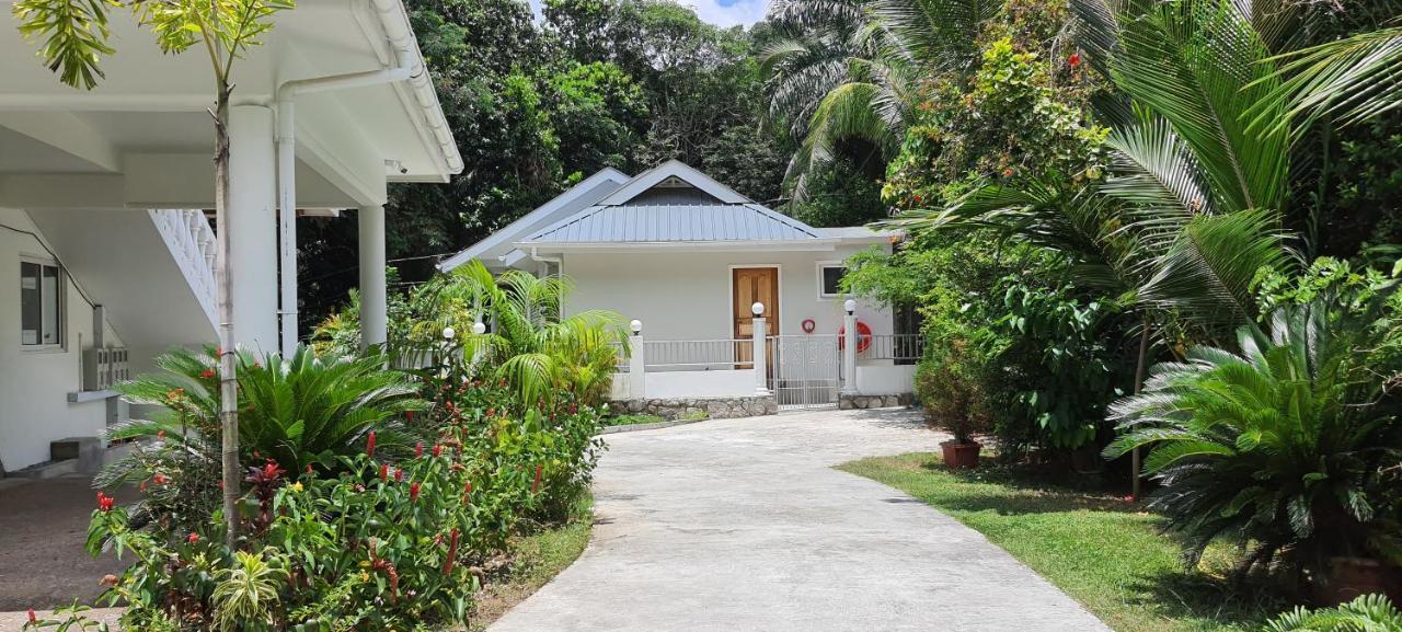 Le Chant De Merle Self -Catering Studios And Apartments Mahe Island Ngoại thất bức ảnh